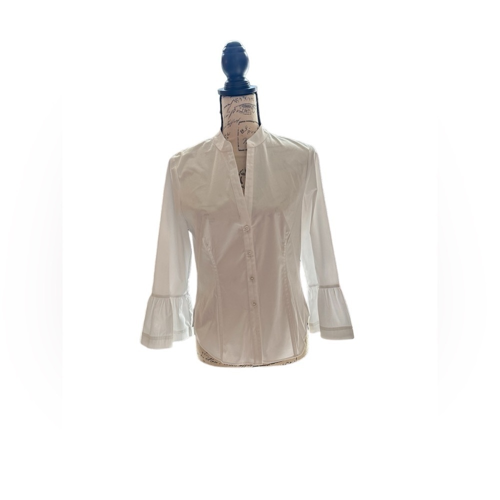 Veronica Beard Women’s Size 6 White Button Up Blouse with Bell Sleeves